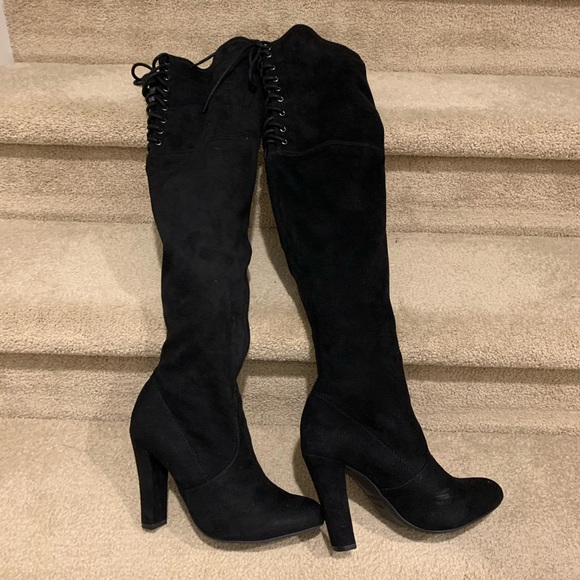 Steve Madden Black Seude Over the Knee Boots - Picture 5 of 7